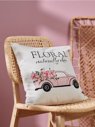 Jastučnica s cvjetnim uzorkom