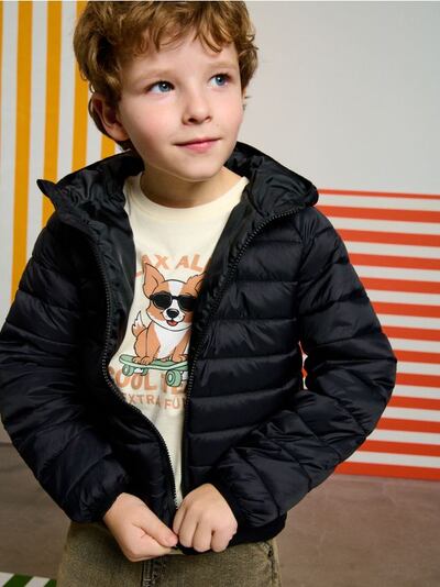 Prošivena jakna s kapuljačom