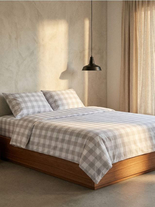 Sinsay - Set de lenjerie de pat cu model în carouri - gri deschis