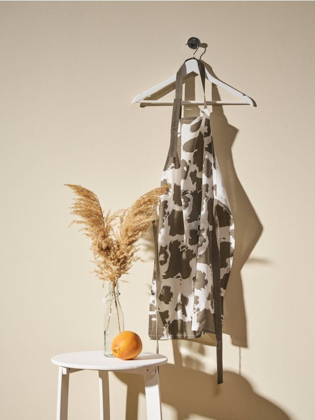 Sinsay - Kuchynská zásterka s kravskými škvrnami - viacfarebná