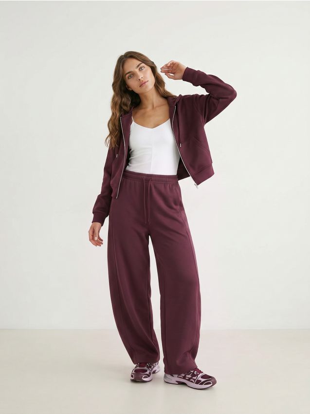 Sinsay - Pantaloni de trening barrel din fleece - mahon
