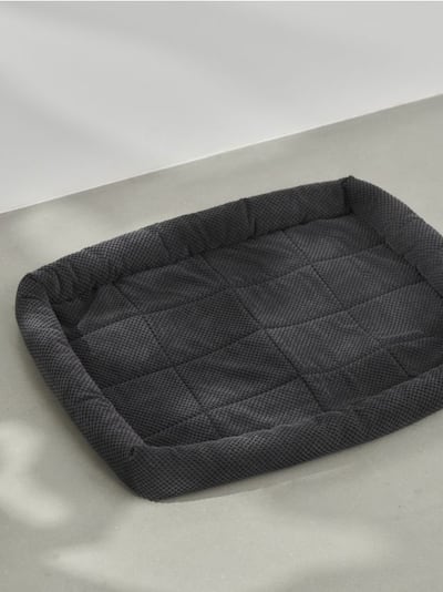 Postelja za hišnega ljubljenčka