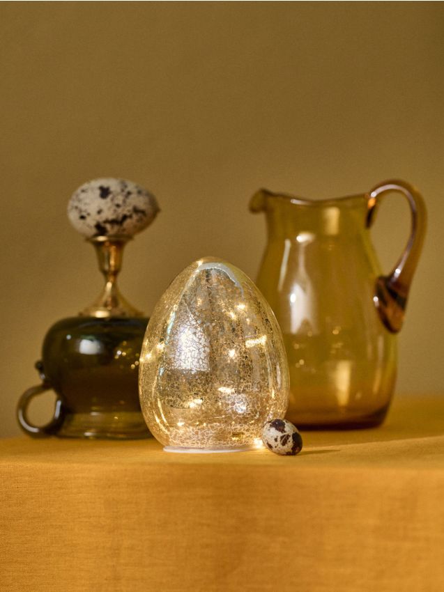 Sinsay - Ou decorativ de Paște cu lumini LED - auriu