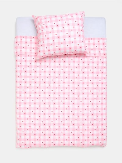 Posteljina sa srcima