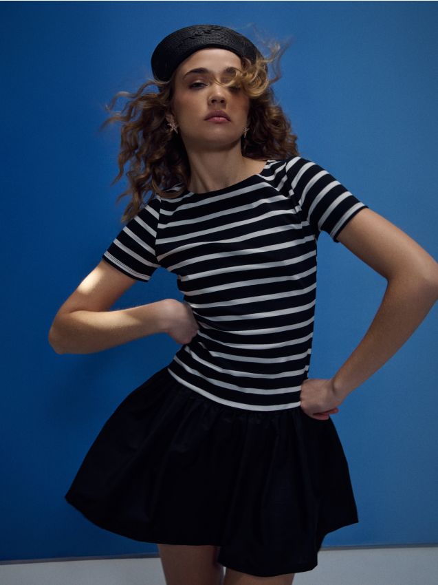 Sinsay - Rochie mini cu talie joasă din materiale combinate - multicolor