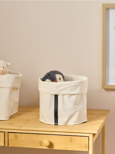 Uzglabāšanas kaste