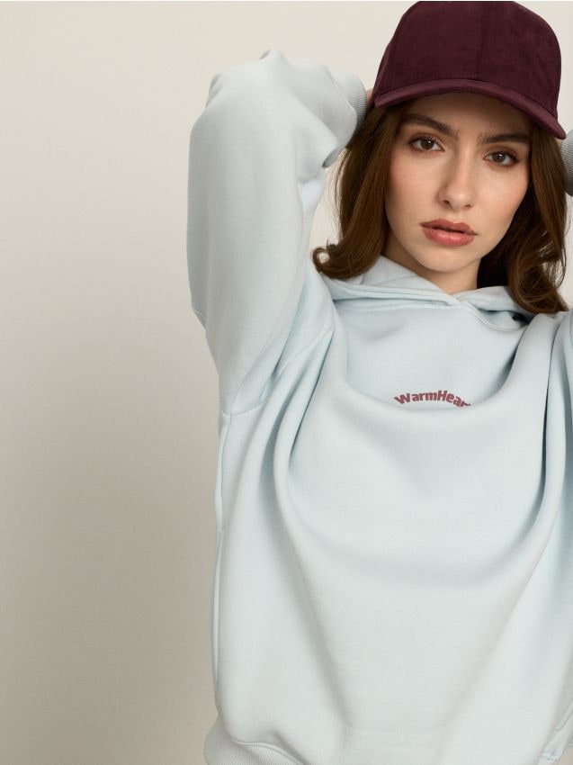 Sinsay - Bluza oversize z bawełną i nadrukiem - błękitny