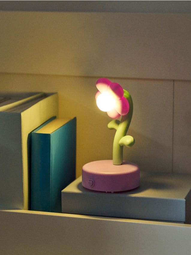 Sinsay - Lămpiță de noapte în formă de floare - mov