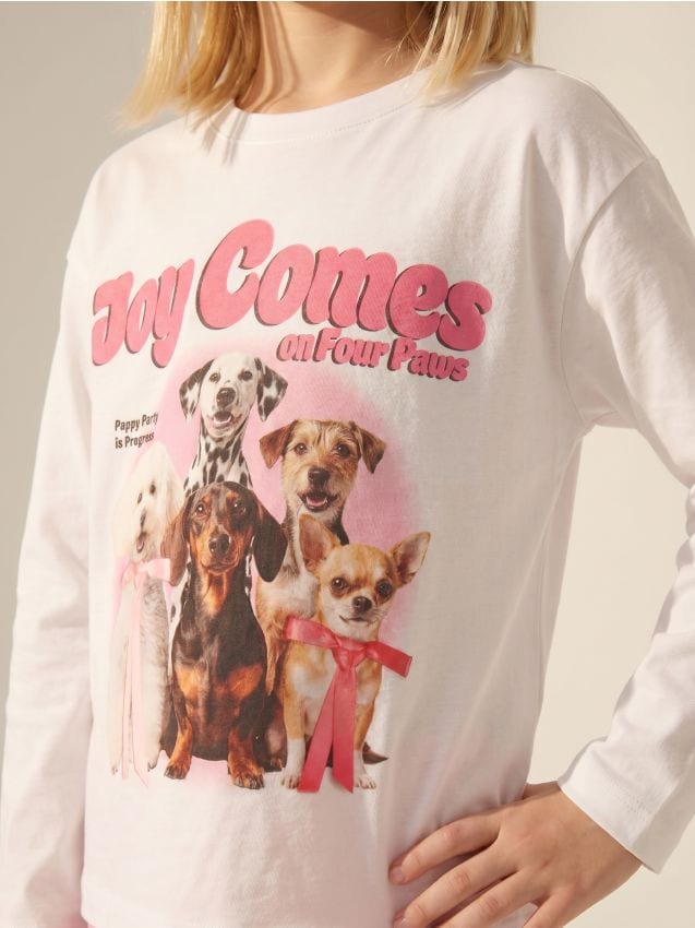 Sinsay - Tricou din bumbac cu mânecă lungă cu motiv de căței - crem