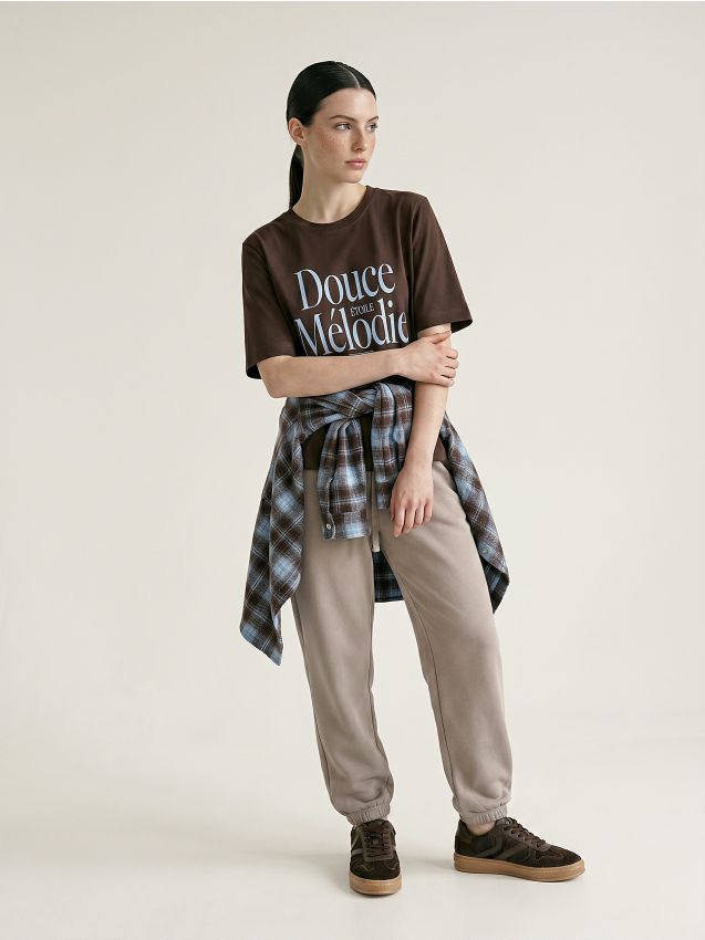 Sinsay - Pantaloni de trening tip jogger - bej