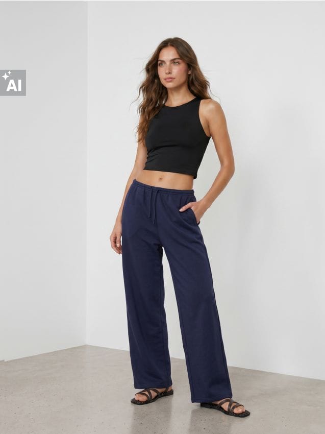 Sinsay - Pantaloni de trening cu crac larg - bleumarin