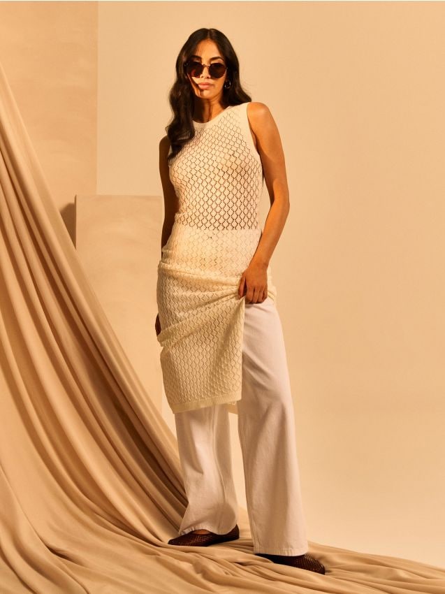 Sinsay - Jeansy wide leg high waist z materiałowym paskiem - biały