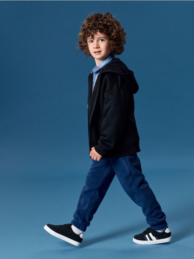 Sinsay - Pantaloni jogger lejeri din fleece - mid blue