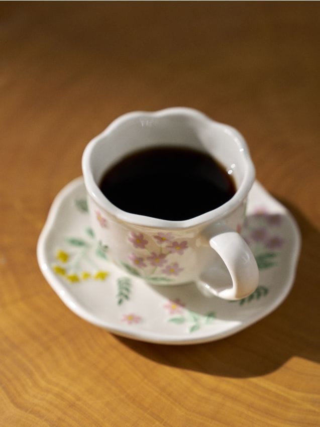 Sinsay - Ceașcă și farfurioară cu motiv floral - multicolor