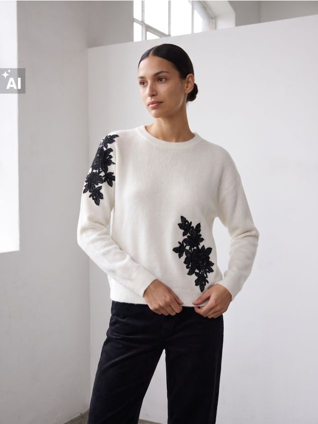 Sinsay - Pulover oversize cu motiv floral - crem