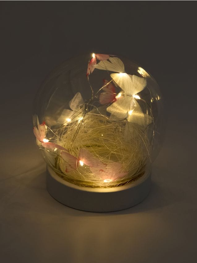 Sinsay - Lampă decorativă LED într-o sferă de sticlă cu fluturi - alb