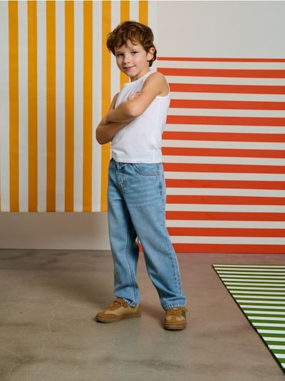 Loose fit farmerke sa podesivim pojasom