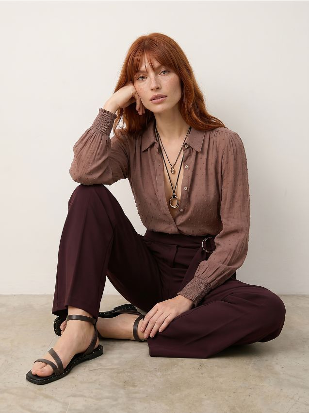 Sinsay - Pantaloni wide leg cu curea din material tech-poly - bordo