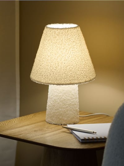 LED noćna lampa sa plišanim završetkom