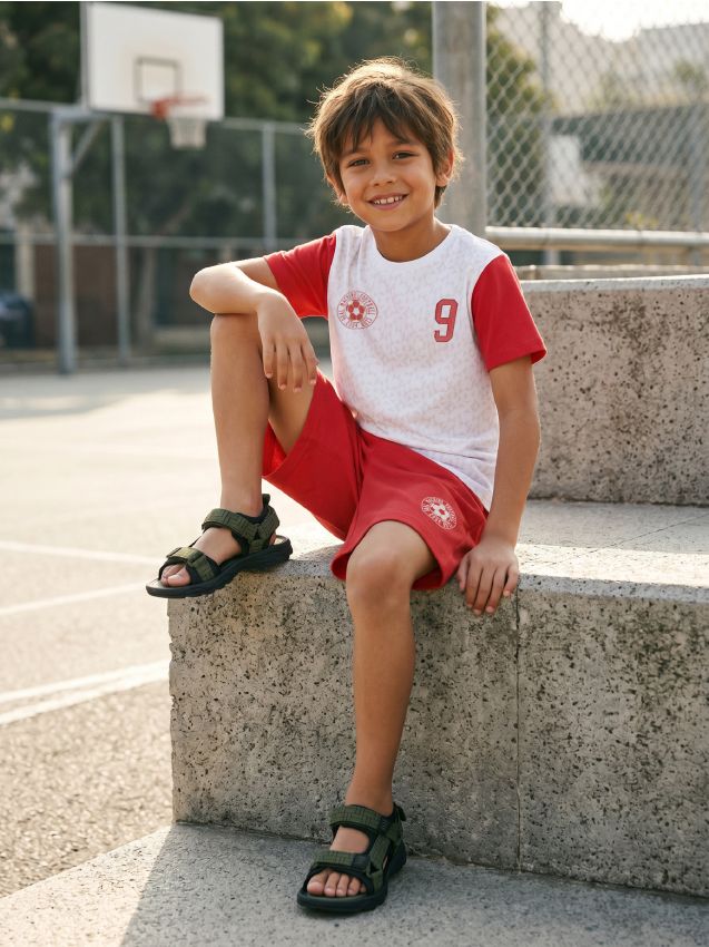 Sinsay - Pijama din bumbac din două piese cu motiv de fotbal - alb