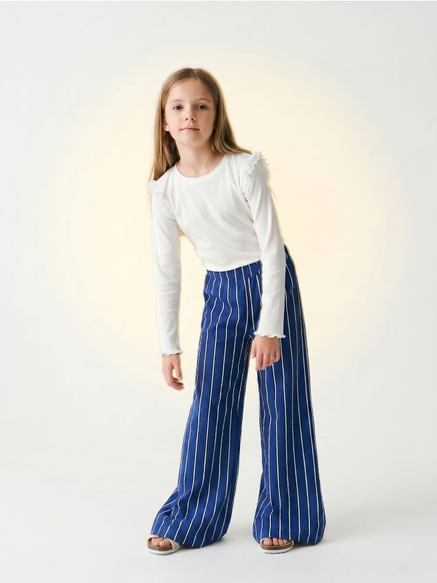 Sinsay - Pantaloni din bumbac wide leg cu dungi - indigo