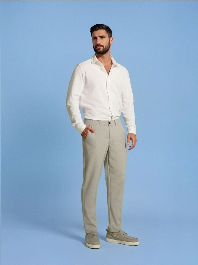 Sinsay - Pantaloni chino slim fit cu carouri - nude