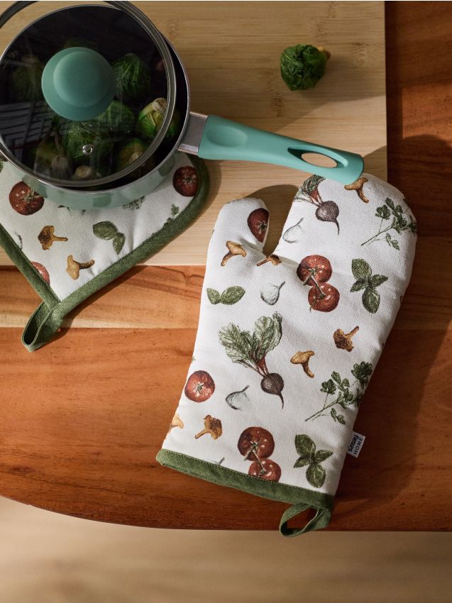 Sinsay - Mănușă de cuptor și suport pentru oale cu motiv de legume 2 pack - multicolor
