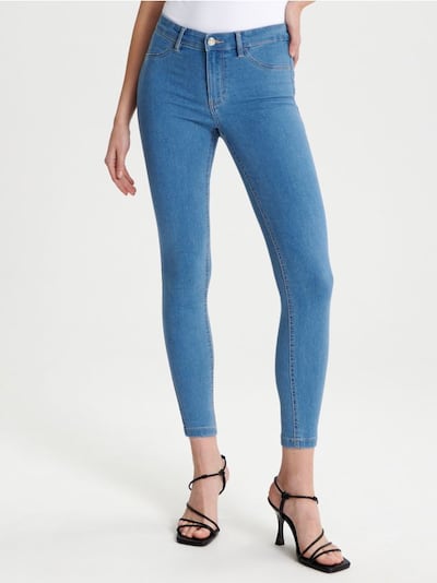 Jeans im Skinny-Fit mit mittlerer Leibhöhe