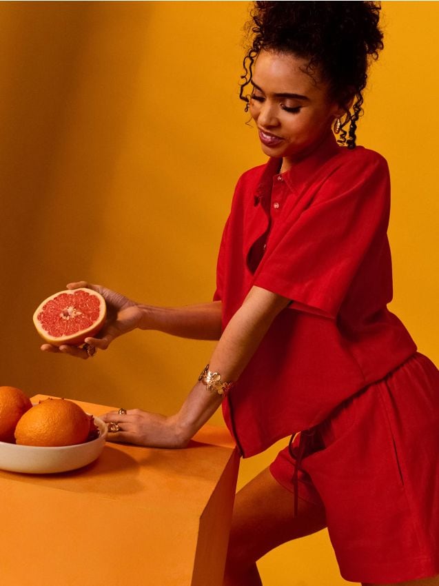 Sinsay - Pantaloni scurți cu adaos de in - roșu-aprins