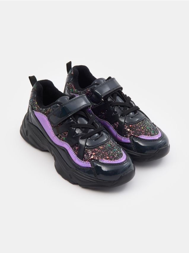 Sinsay - Pantofi sport cu prindere cu scai - negru