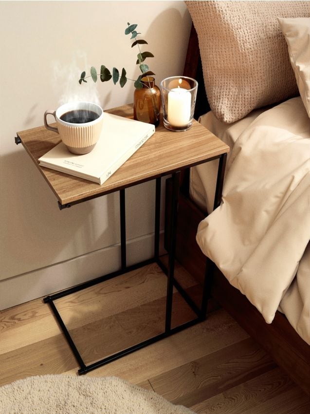 Sinsay - Prístavný stolík k pohovke - béžová