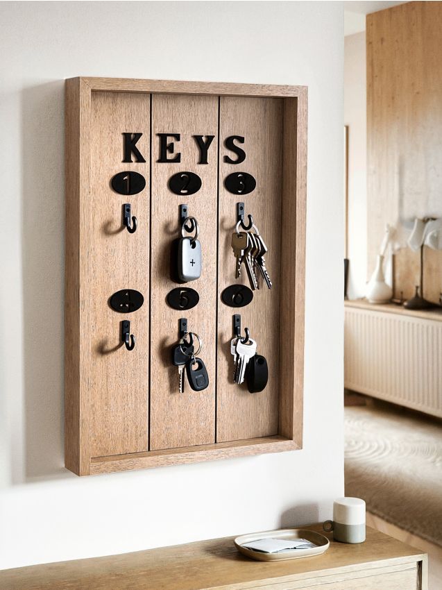 Sinsay - Nástenný organizér na kľúče - čierna