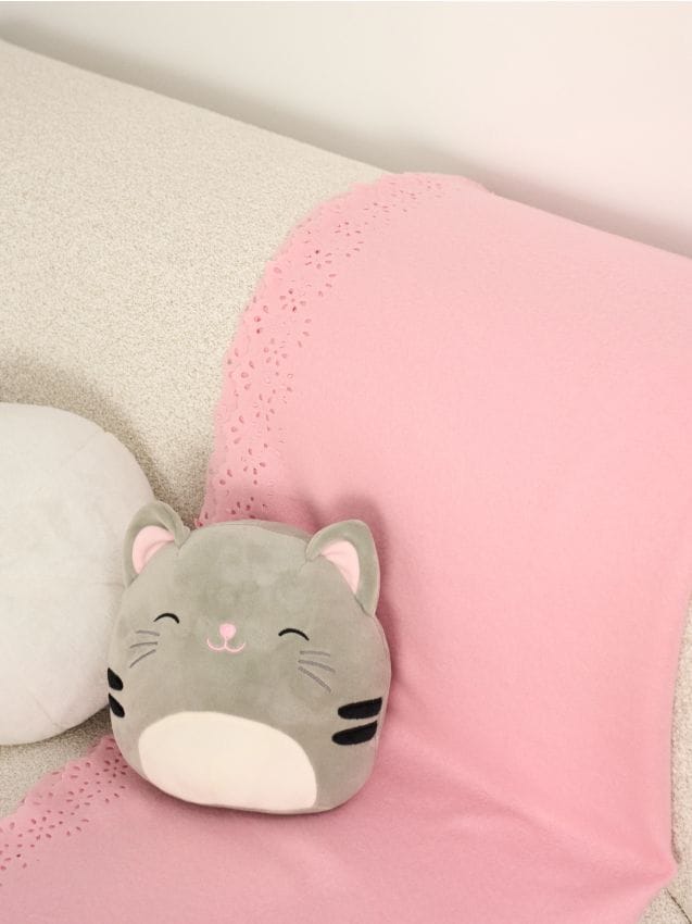 Sinsay - Pătură Hello Kitty - roz-pastel