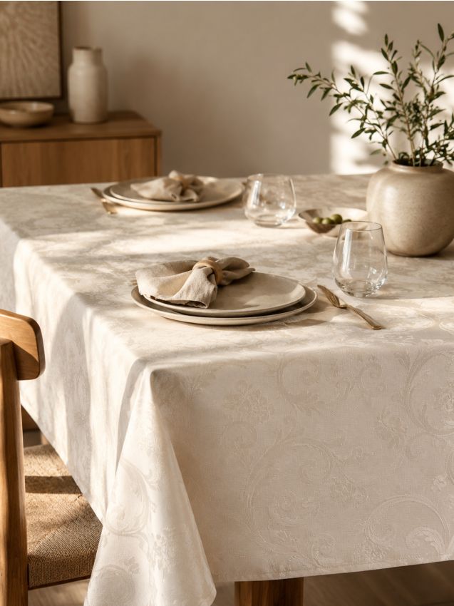Sinsay - Fata de masă cu model jacquard ornament - crem