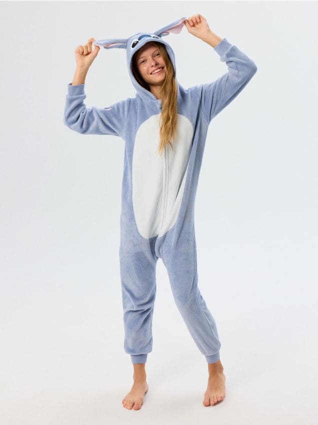 Sinsay - Salopetă onesie din pluș cu glugă și urechi 3D Stitch - albastru-pal