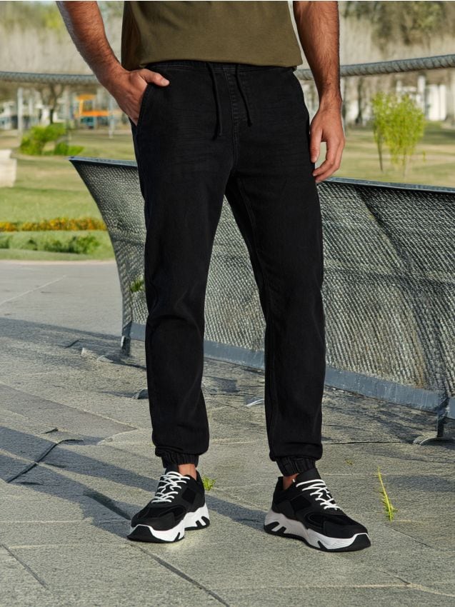 Sinsay - Blugi jogger - negru