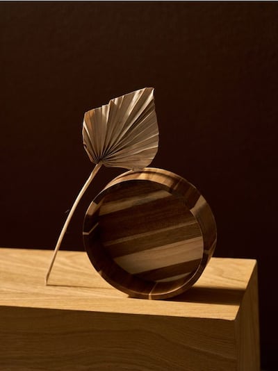 Dekorative Holzschale