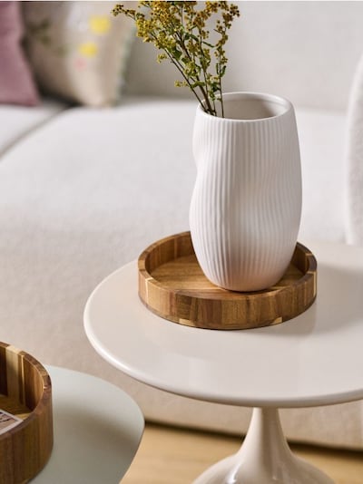 Dekoratiivne puidust kauss