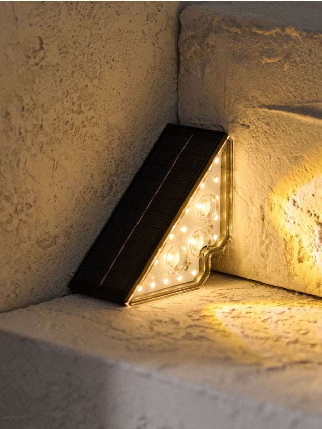 Sinsay - Lampă solară LED de colț - negru