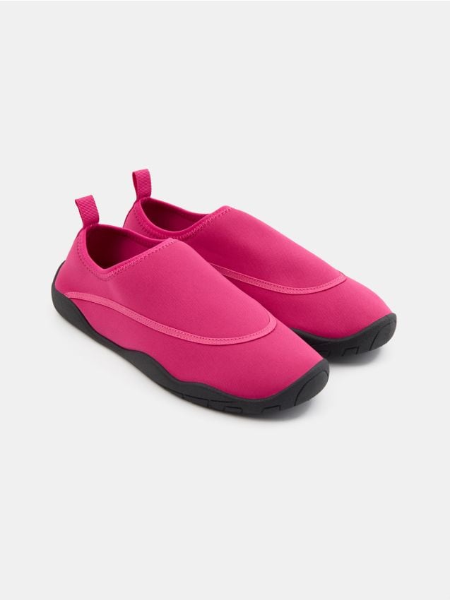Sinsay - Pantofi de apă slip-on cu talpă antiderapantă - roz-fuchsia