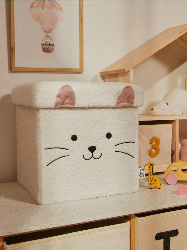 Sinsay - Puf s úložným priestorom v tvare mačky - biela