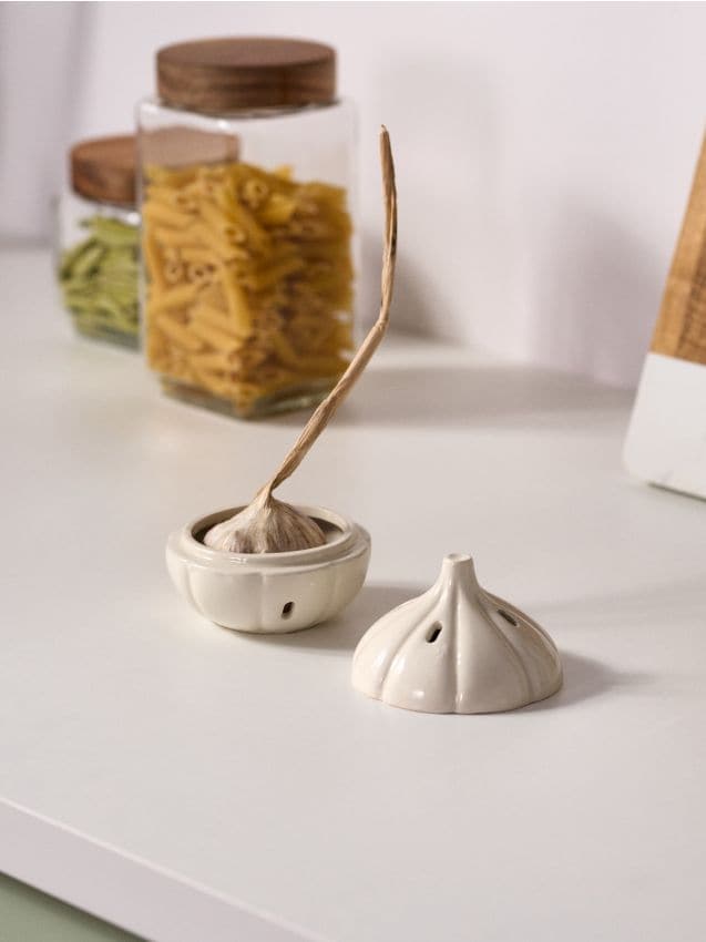 Sinsay - Recipient ceramic pentru usturoi - alb