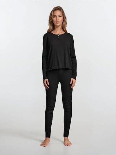 Rebrasta dvodelna pižama