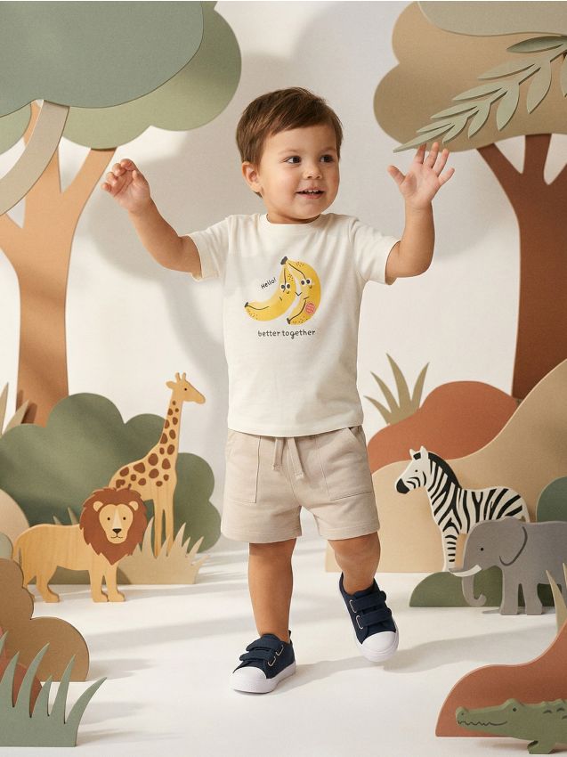 Sinsay - Compleu cu tricou și pantaloni scurți - crem