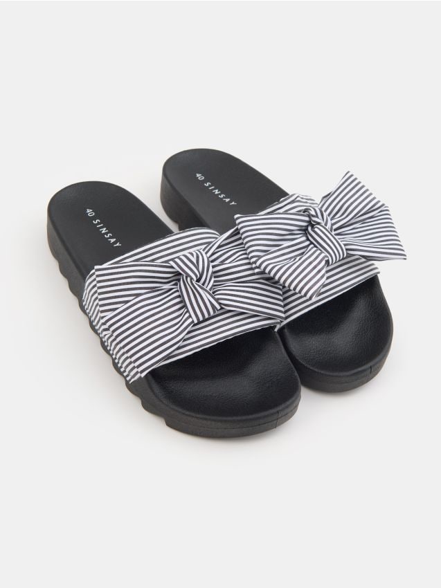 Sinsay - Papuci cu dungi și fundă - negru