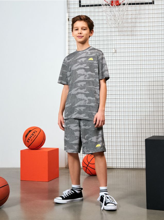 Sinsay - Compleu cu tricou și pantaloni scurți - multicolor