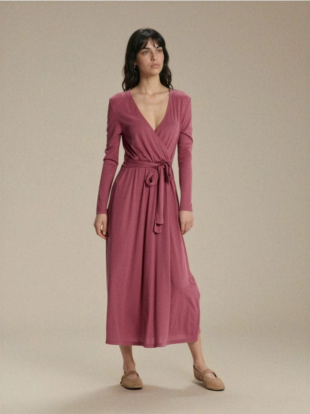 Sinsay - Rochie midi cu legătura decorativă și amestec de vâscoză - roz-pudră