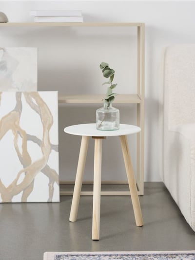 Кръгла масичка