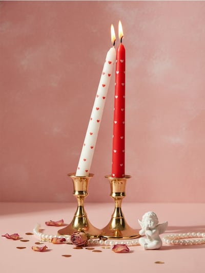 Küünalde komplekt sõbrapäeva motiiviga