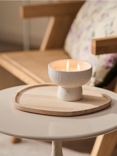 Puidust dekoratiivne kandik